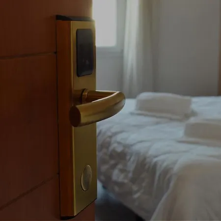 Vittoria 4* 里乔内