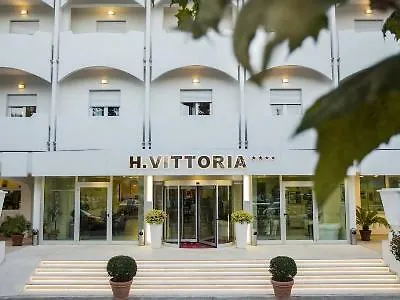 Hotel Vittoria 4*