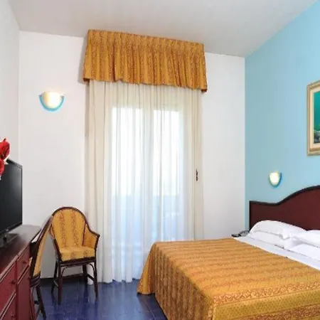 Vittoria 4*