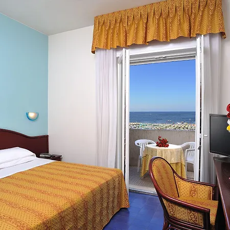 Szálloda Vittoria 4*