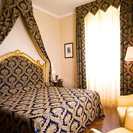 Szálloda Vittoria 4*