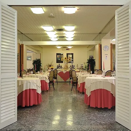 Vittoria Szálloda 4*