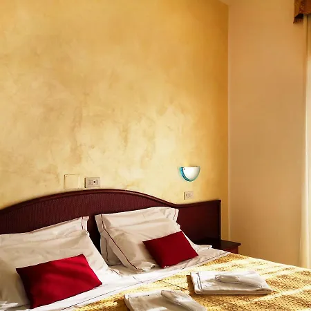 Vittoria Hotel 4*